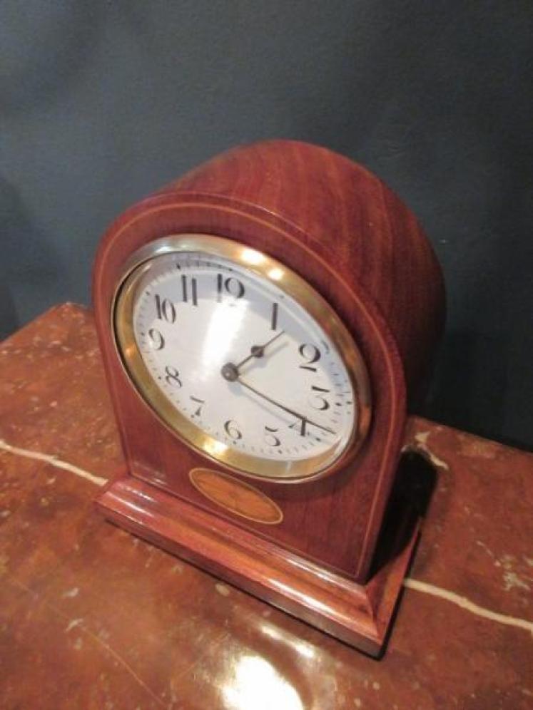 Small Edwardian Mahogany Sheraton Inlaid Mantel Clock - Image 2