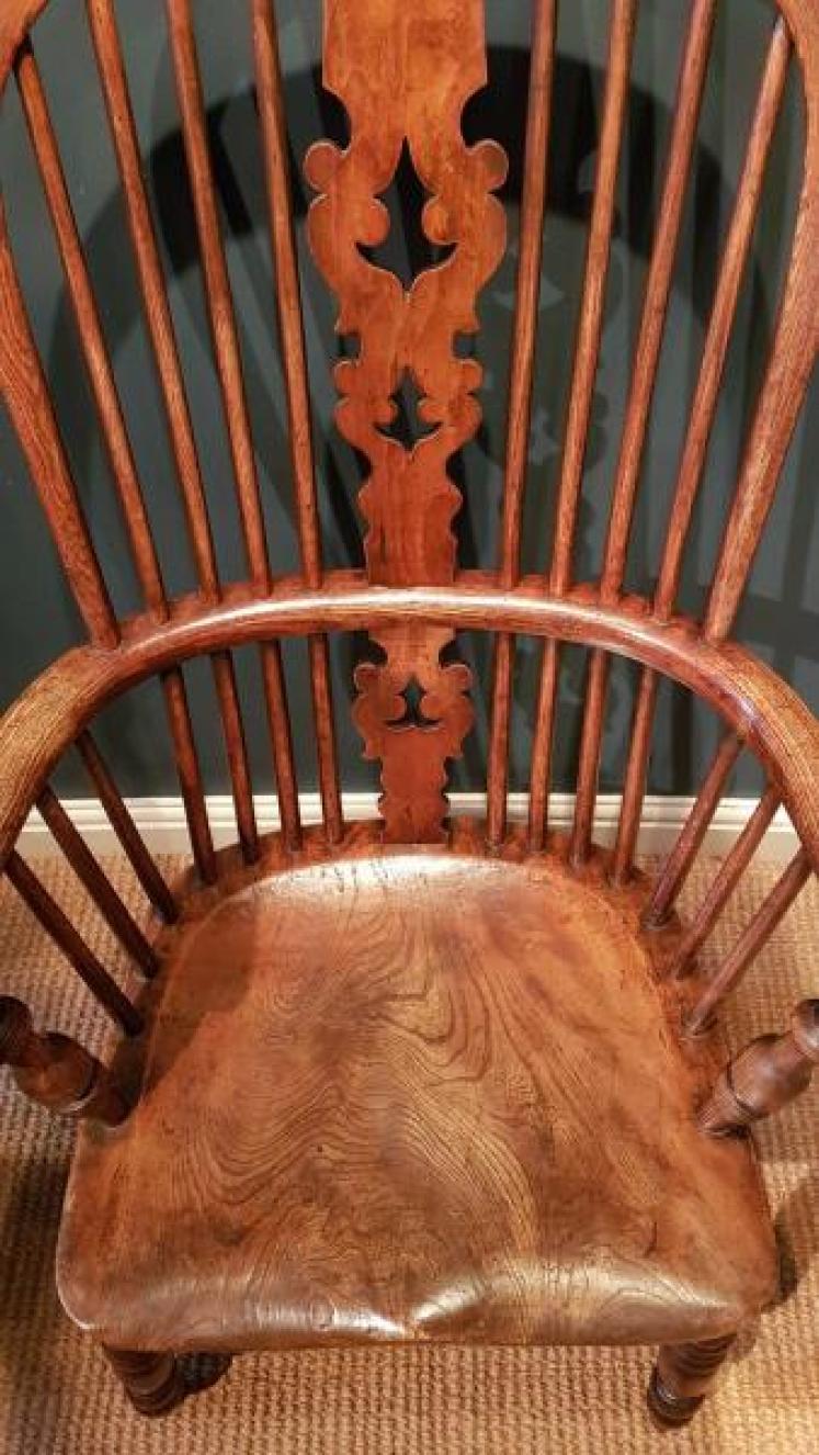 Early Victorian Ash and Elm High Back Windsor Chair - Image 5