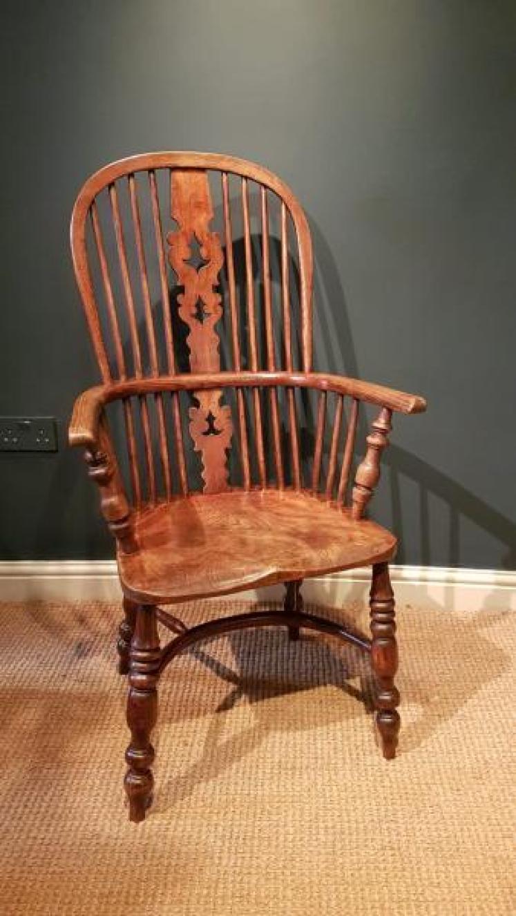 Early Victorian Ash and Elm High Back Windsor Chair - Image 6