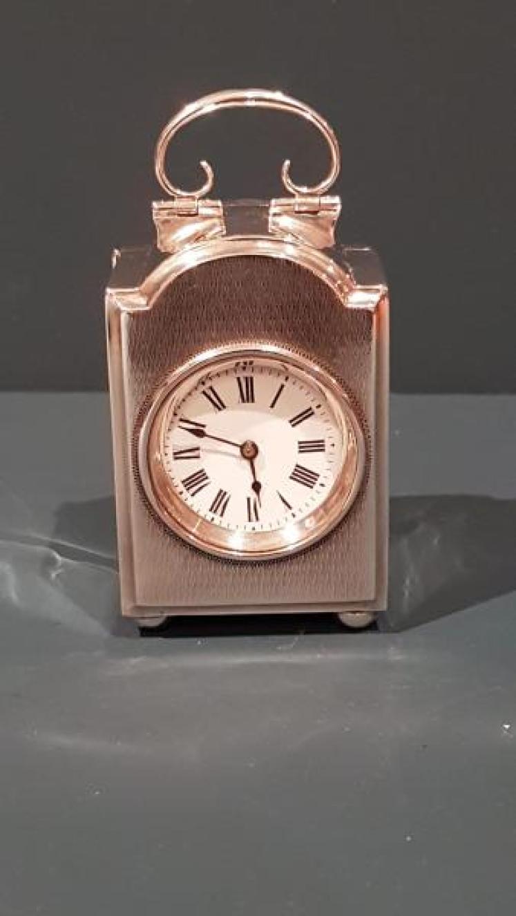 Small Edwardian Walker & Hall Silver Carriage Clock - Image 1