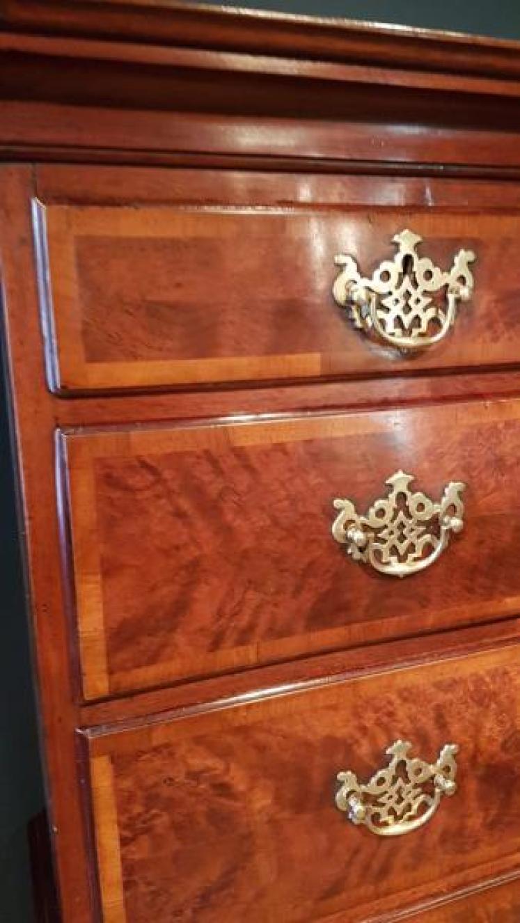 Fine George II Walnut Chest on Stand - Image 3
