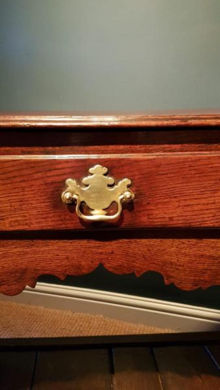 George II Oak Open Pot Board Dresser - Image 7