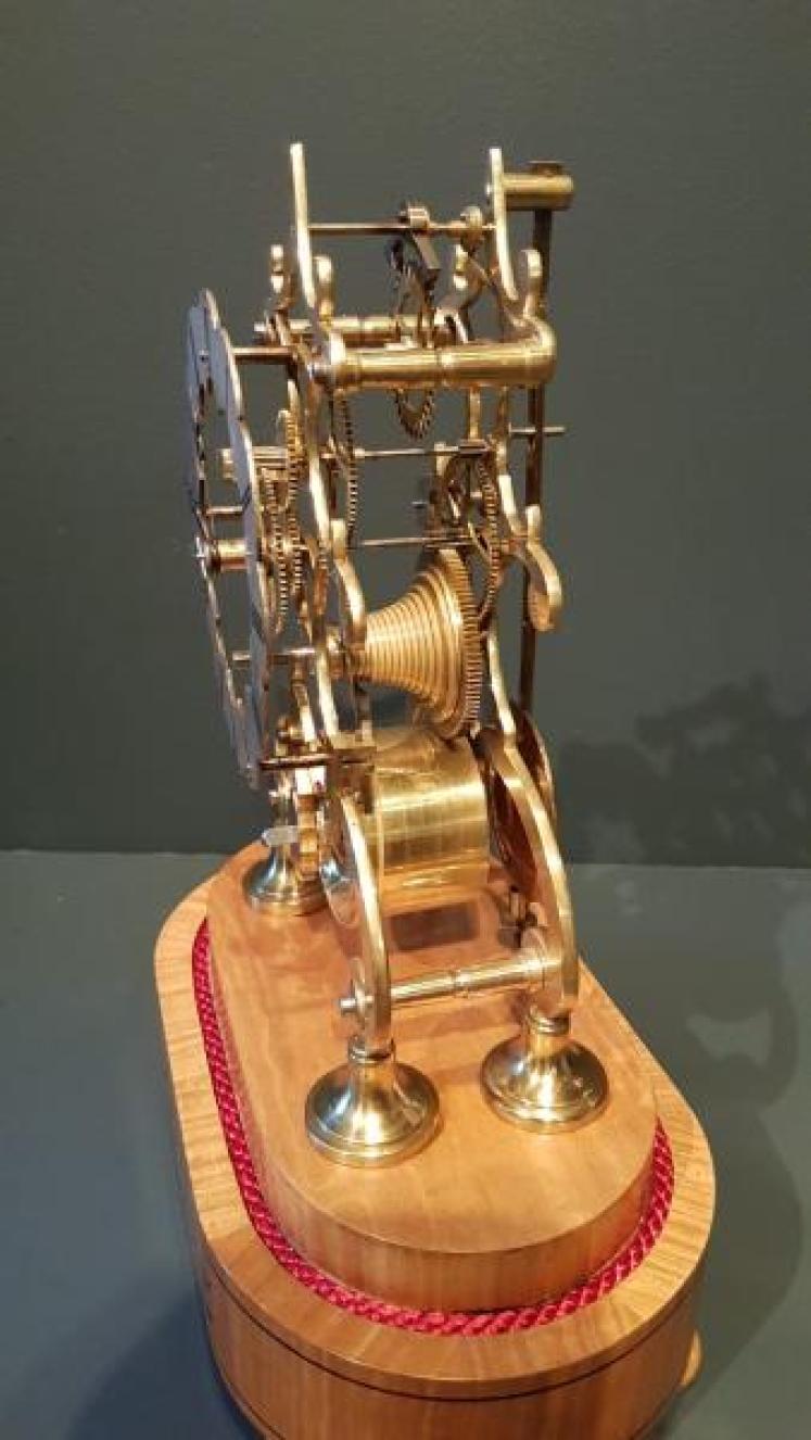 Victorian 8 Day Single Fusse Skeleton Clock - Image 4