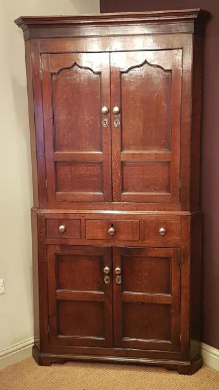 Impressive George III Oak Floor Standing Corner Cupboard - Image 2