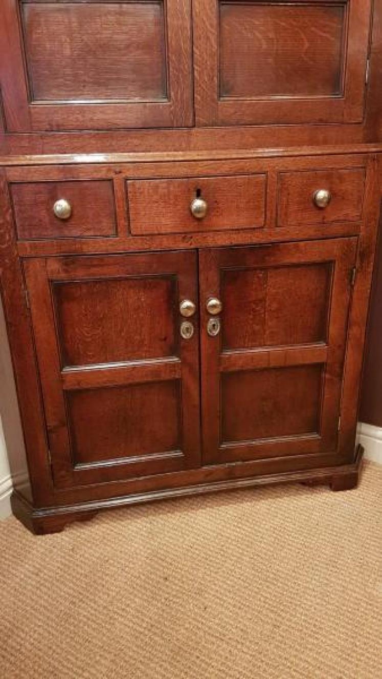 Impressive George III Oak Floor Standing Corner Cupboard - Image 6