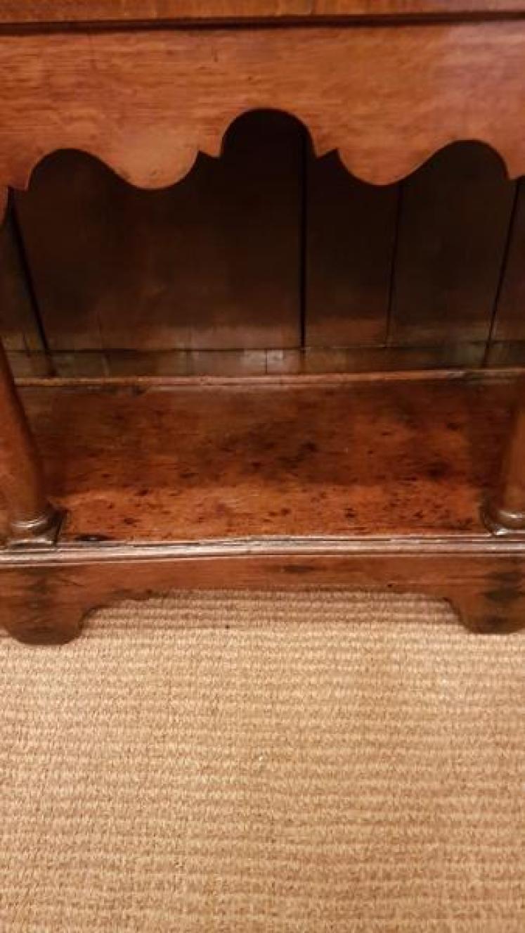 Small George II Period Oak Open Pot Board Dresser - Image 7