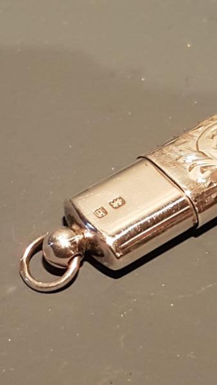 Victorian Silver Cheroot Cutter  - Image 4