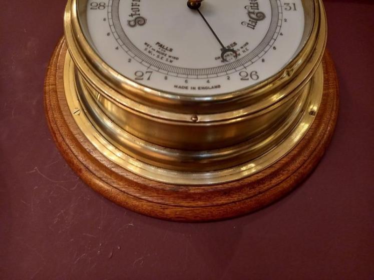 Antique Polished Brass Bulkhead Marine Barometer - Image 6