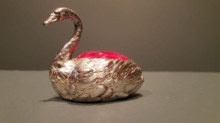 Antique Silver Novelty Swan Pin Cushion - Image 2