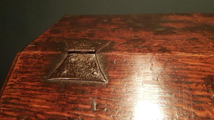 George I Period Oak Deed Box Dated 1718 - Image 4