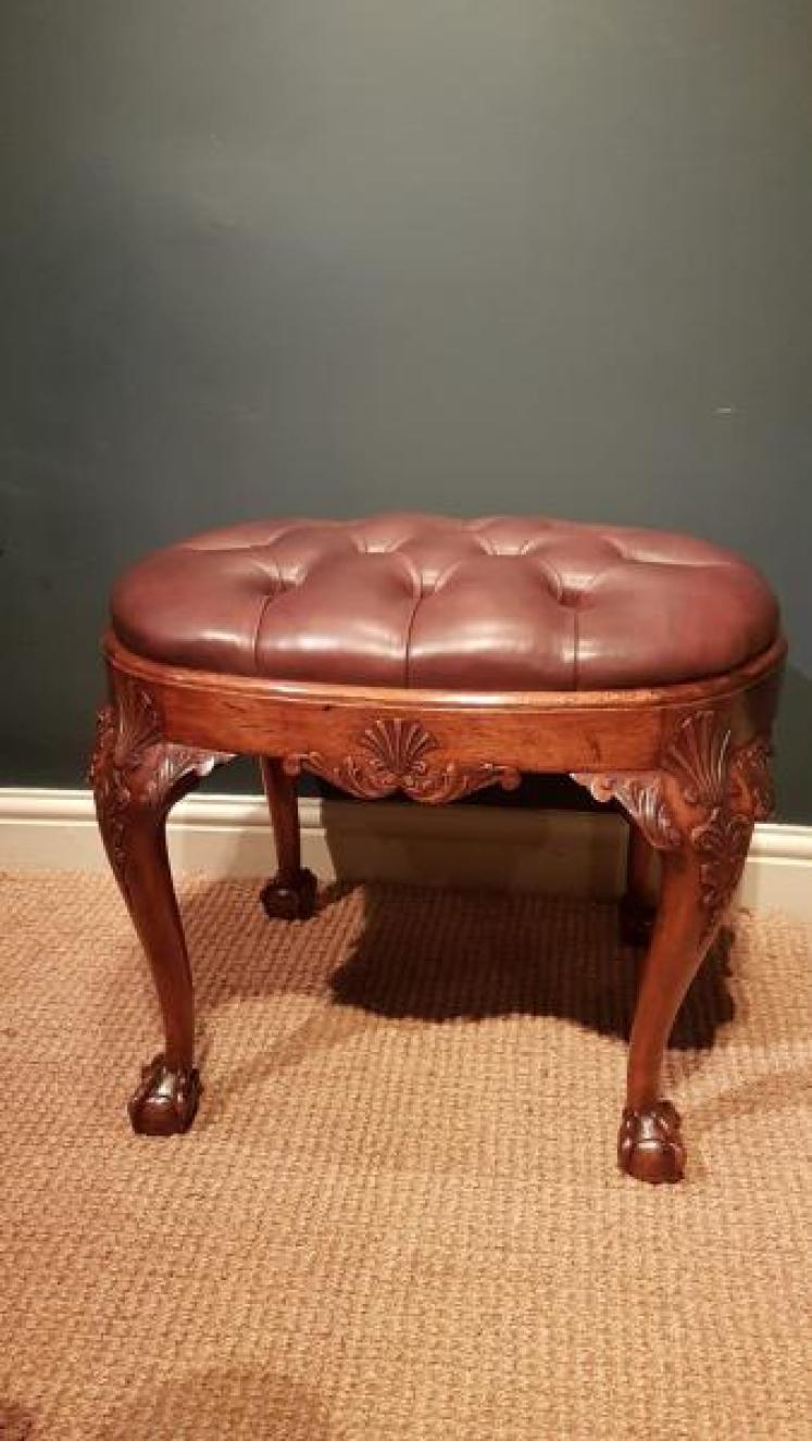 Fine Quality George III Style Walnut Stool - Image 2