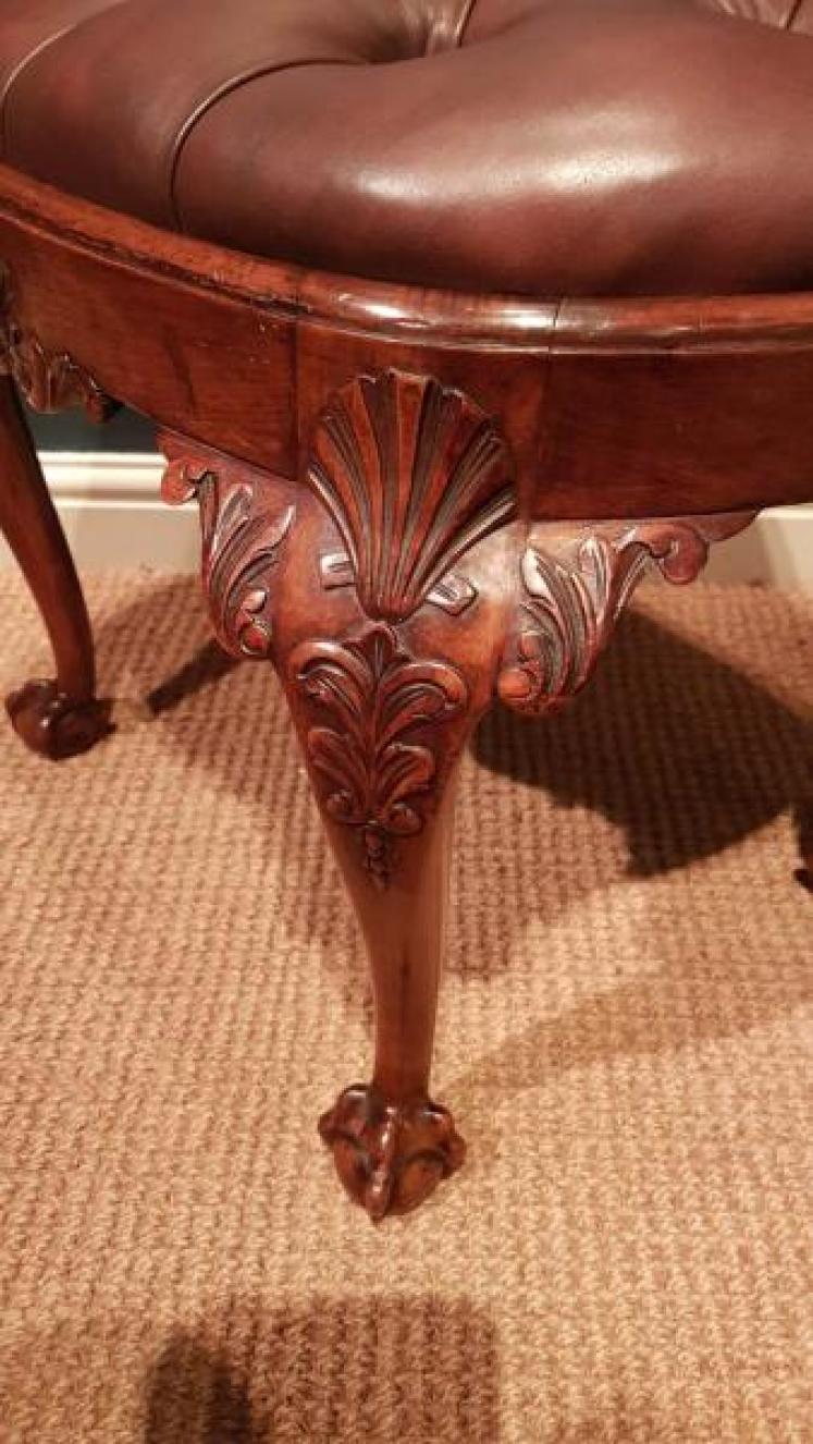 Fine Quality George III Style Walnut Stool - Image 6