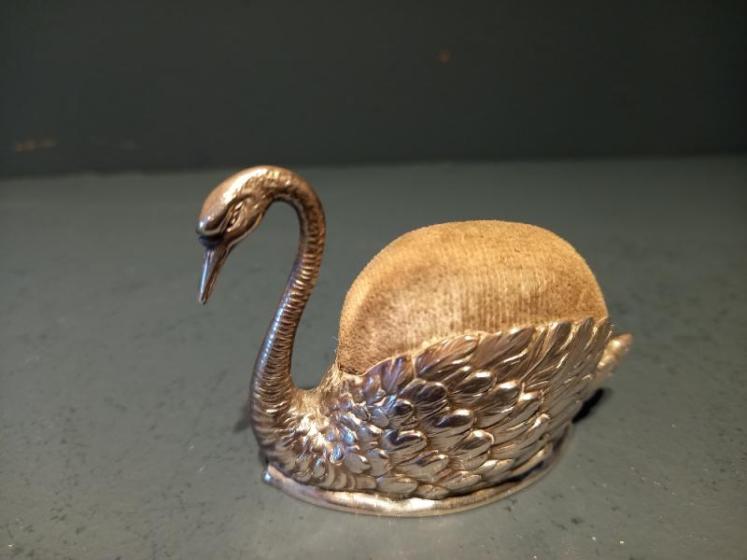 George V period Silver Novelty Swan Pin Cushion - Image 7