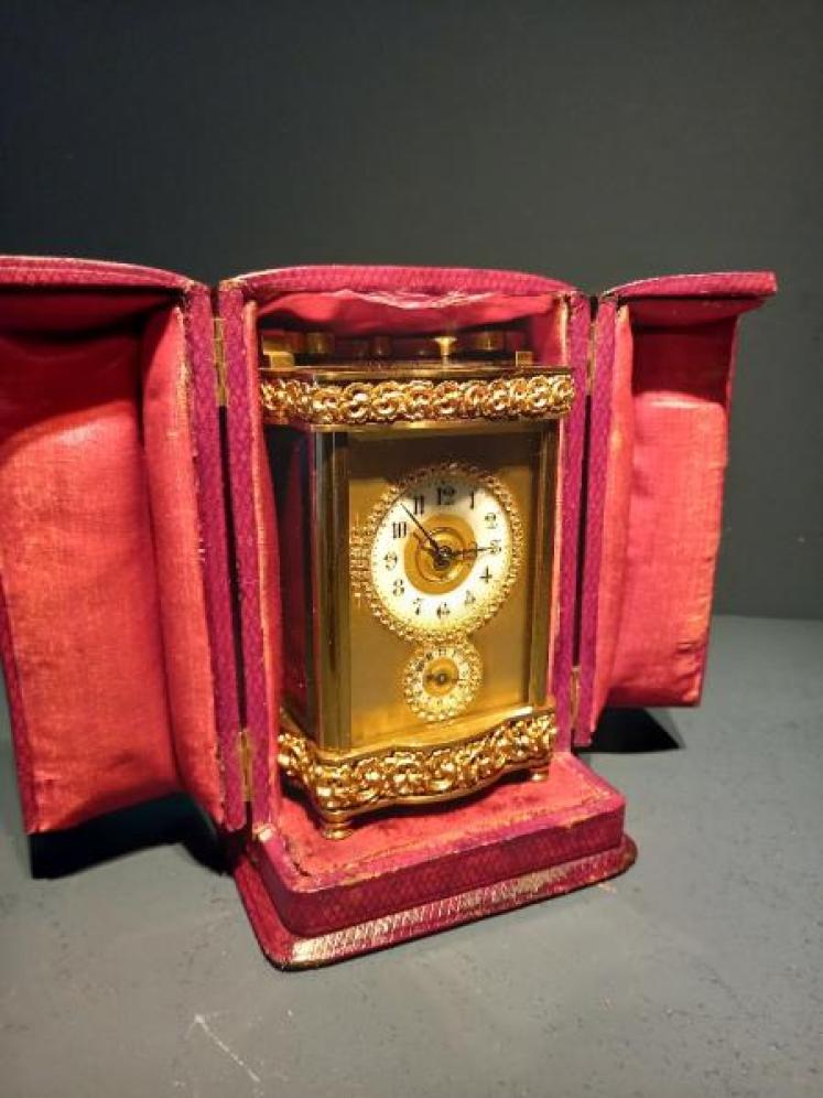 Fine 19th Century Striking Carriage Clock in Original Case - Image 7