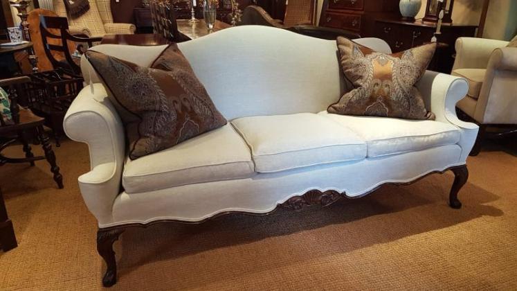 Fine Quality Victorian Linen Covered Sofa - Image 1