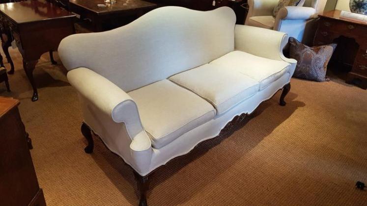 Fine Quality Victorian Linen Covered Sofa - Image 3