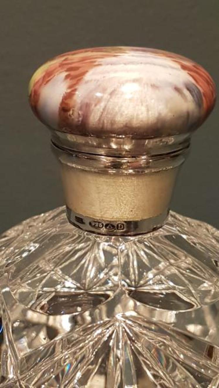 Outstanding Antique Silver and Enamel Scene Scent Bottle - Image 6