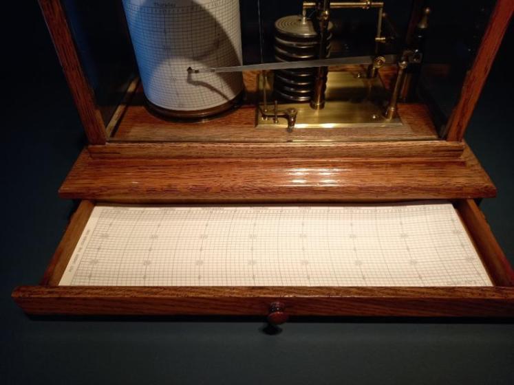 Antique Solid Oak & Bevelled Glass Barograph by James Lucking - Image 6