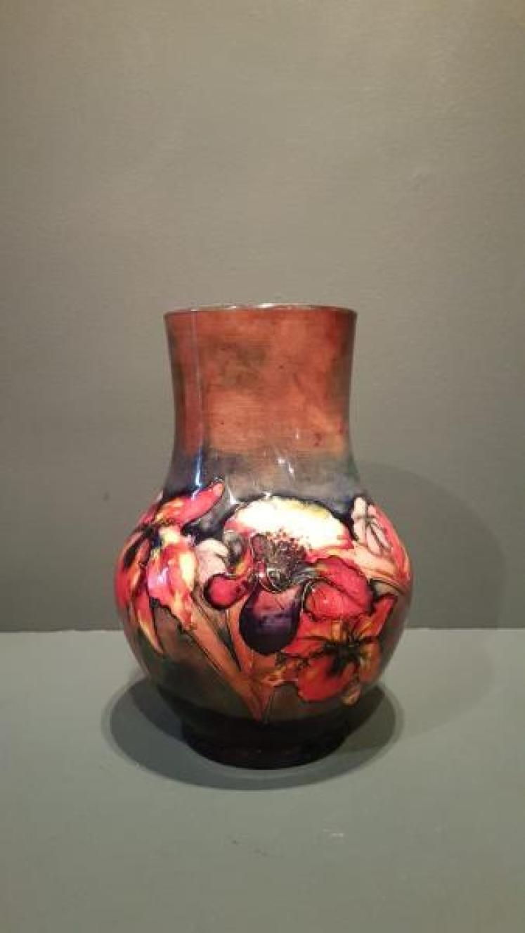 Large Moorcroft Slipper Orchid Flambe Vase - Image 1