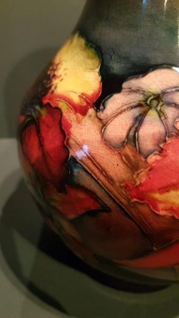 Large Moorcroft Slipper Orchid Flambe Vase - Image 6