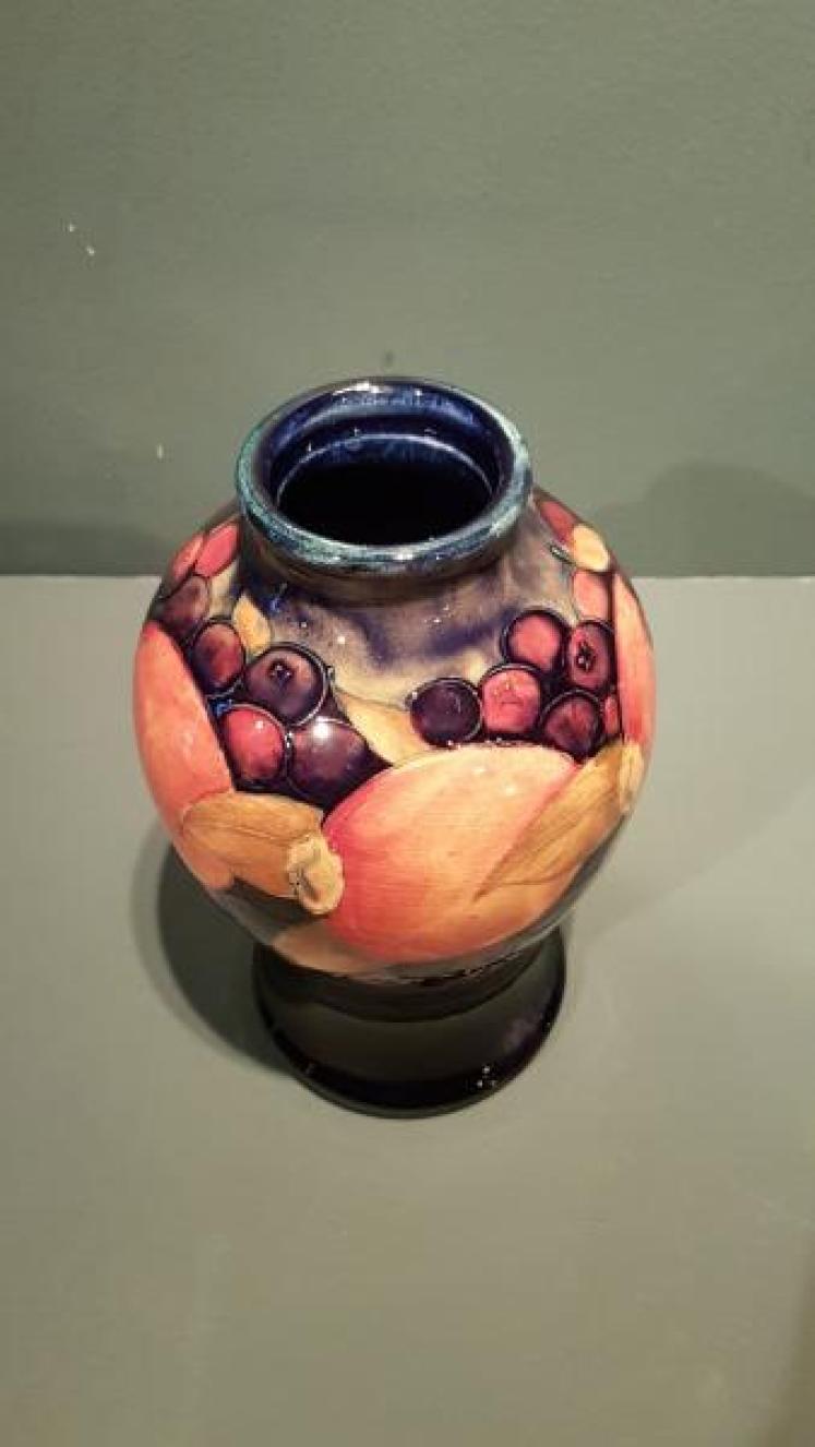 Matching Pair of Moorcroft Pomegranate Vases - Image 4