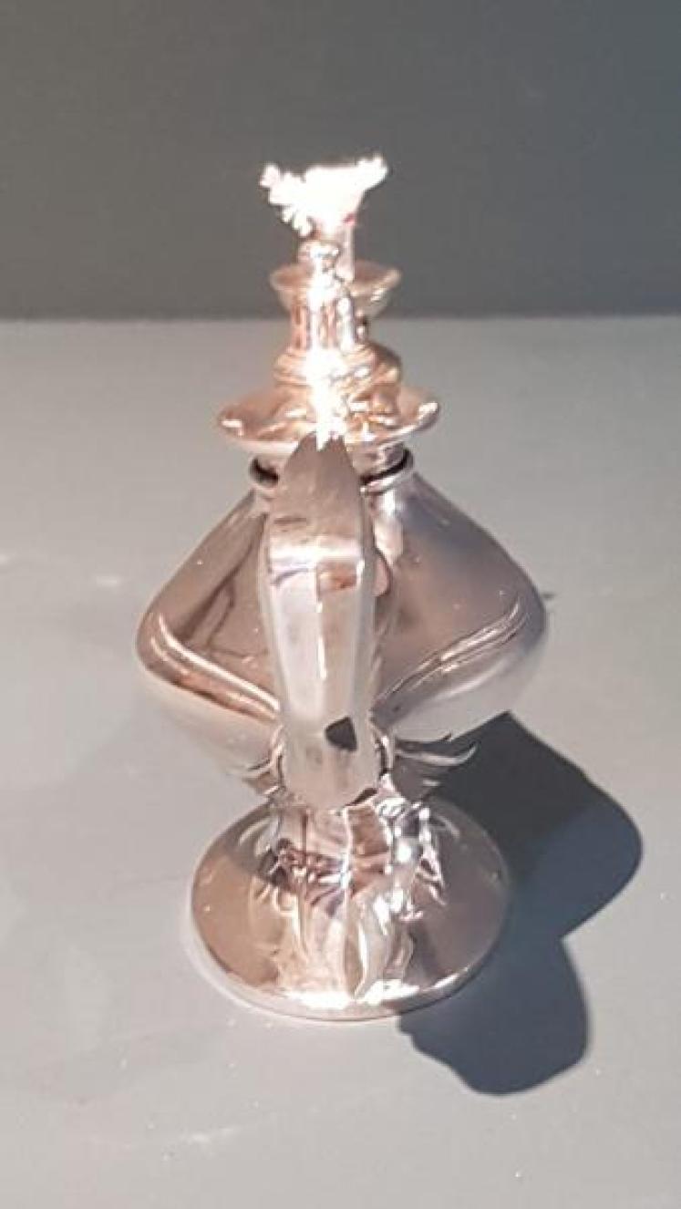 Art Nouveau Silver Francis Metalwork Table Light - Image 4