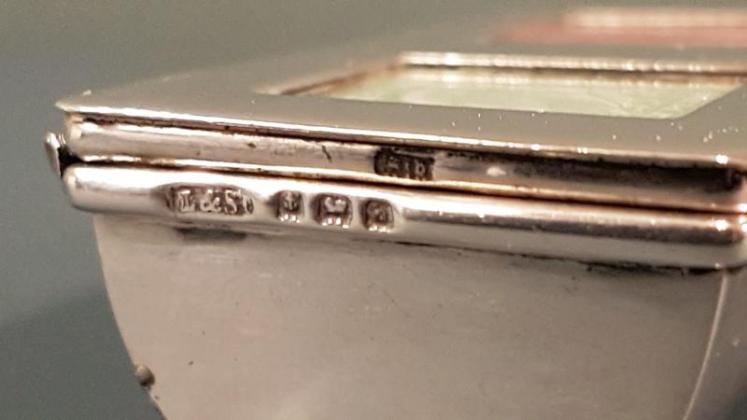 Victorian Silver Levi & Salaman Stamp Box - Image 5