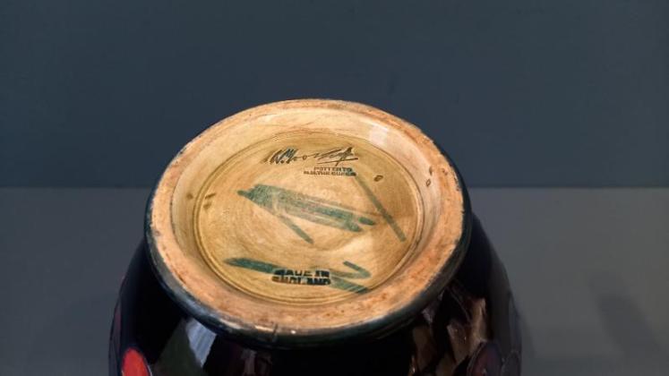 An Early Moorcroft 'Seeded Pomegranate' Vase - Image 5