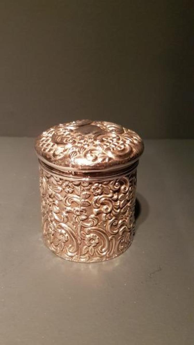 Victorian Embossed Silver Table Jar - Image 5