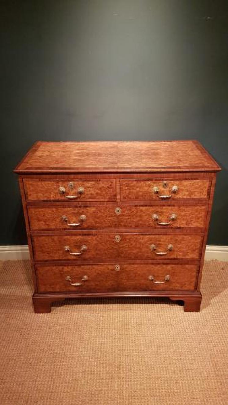 George III Burr Walnut Chest of Drawers  - Image 1