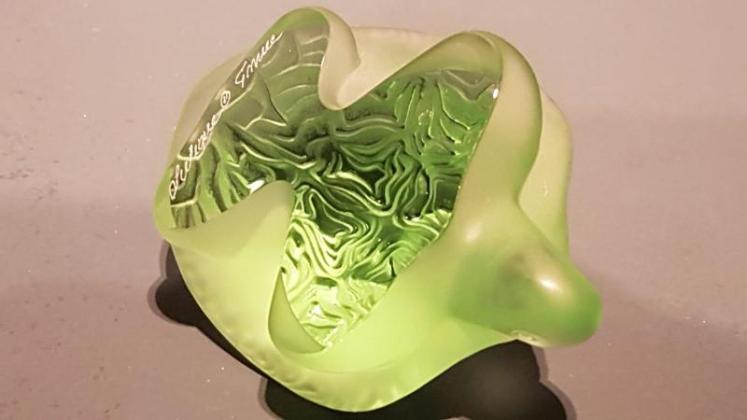 Lalique Opalescent Turtle - Image 3
