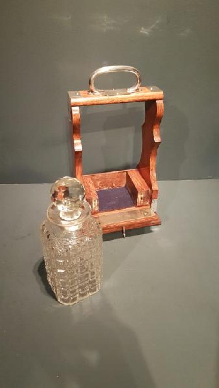 Superb Victorian Oak Single Bottle Tantalus - Image 5