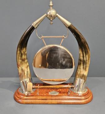 Mid Victorian Highland Cattle Horn Dinner Gong
