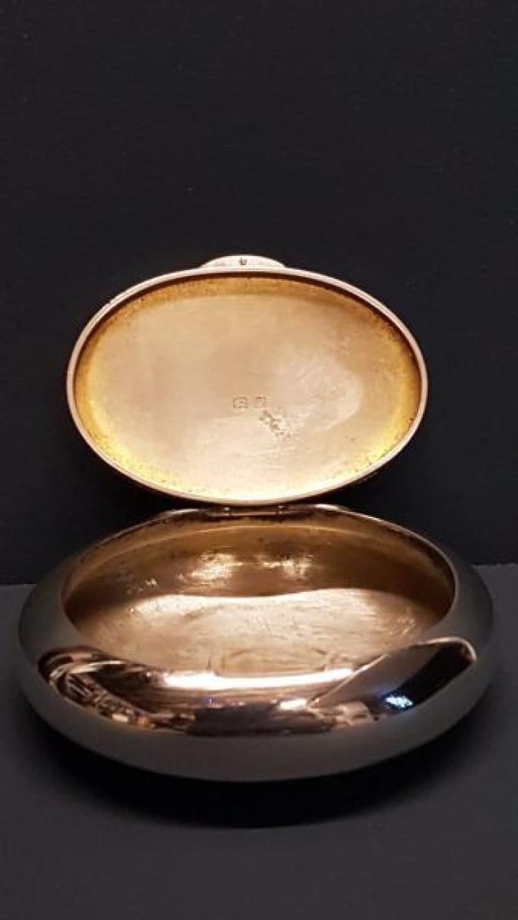 Fine Quality Silver Snuff - Image 3