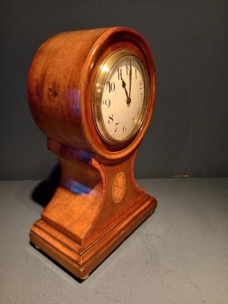Late Victorian Sheraton Inlaid Balloon Shaped Mantel Clock - Image 6