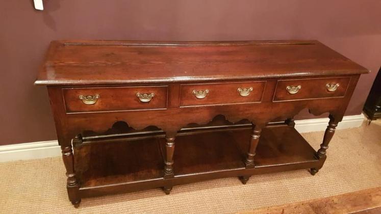 George III Oak Open Pot Board Dresser - Image 2
