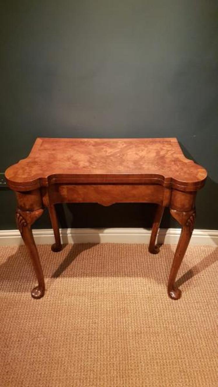 Fine Quality George I Style Walnut Gaming Table - Image 1