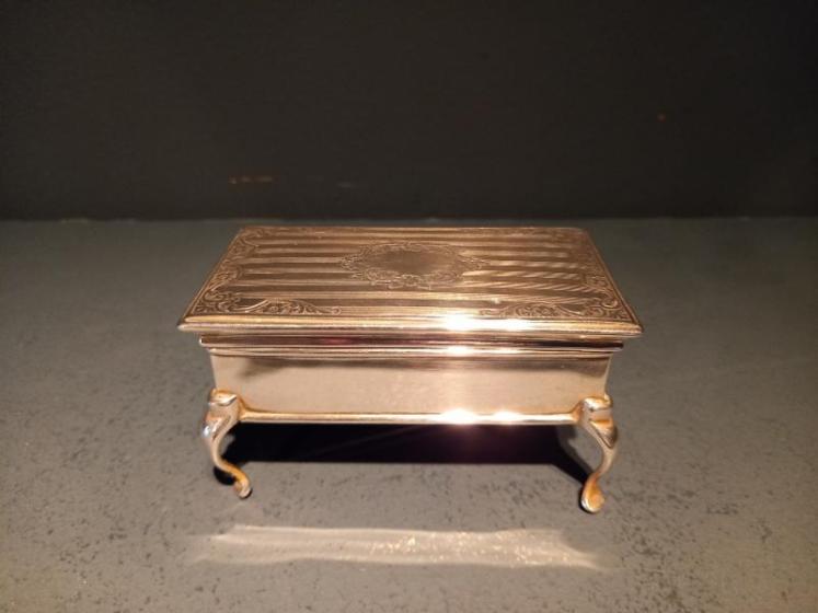 Fine George V Period Silver Jewellery Table Box - Image 1
