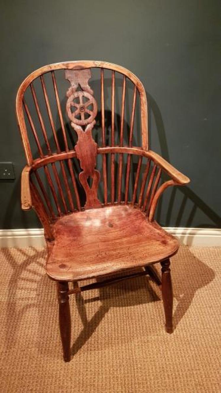 Antique Ash and Elm Windsor Chair - Image 1