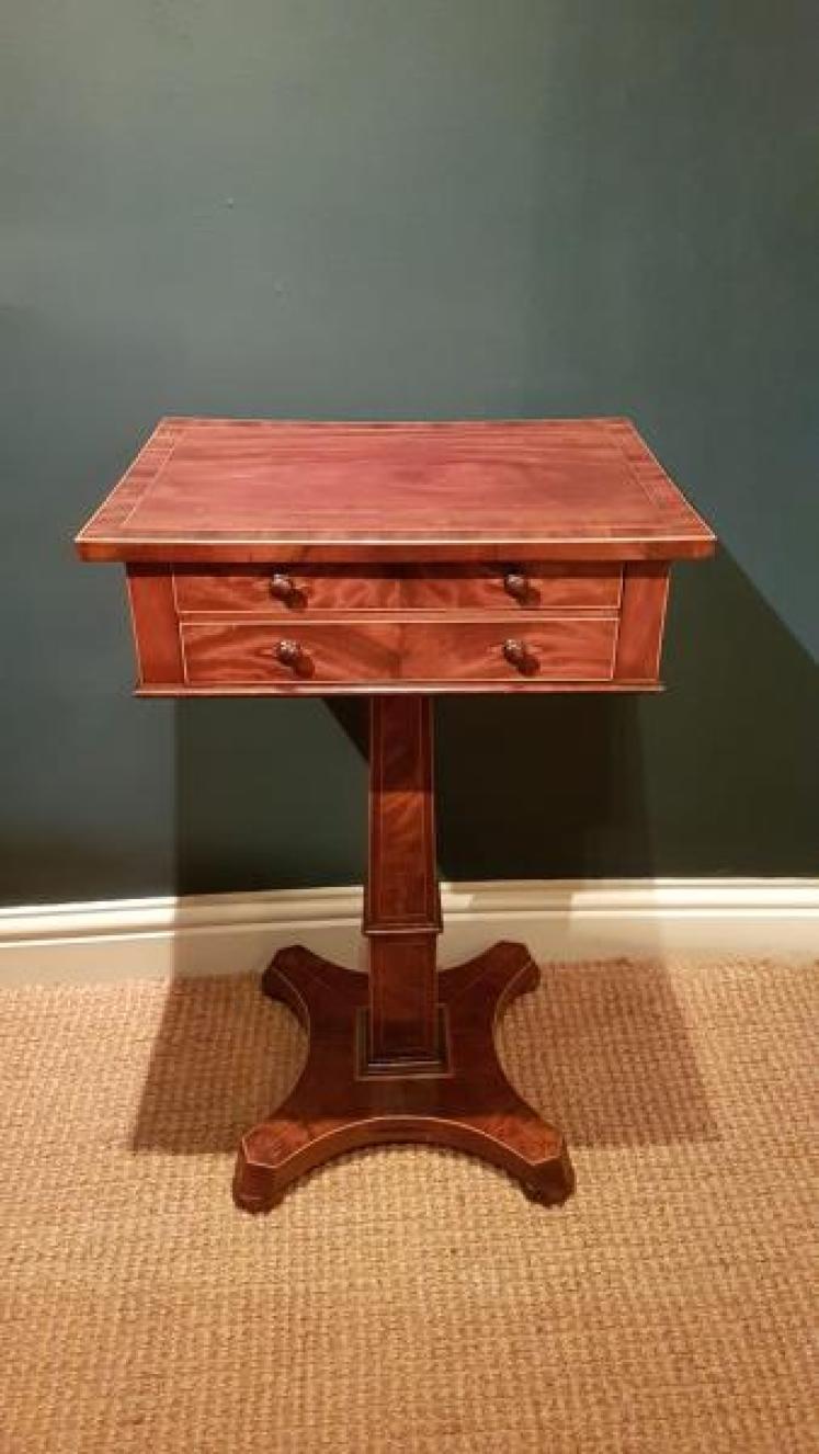 Superb Regency Mahogany Lamp Table - Image 7