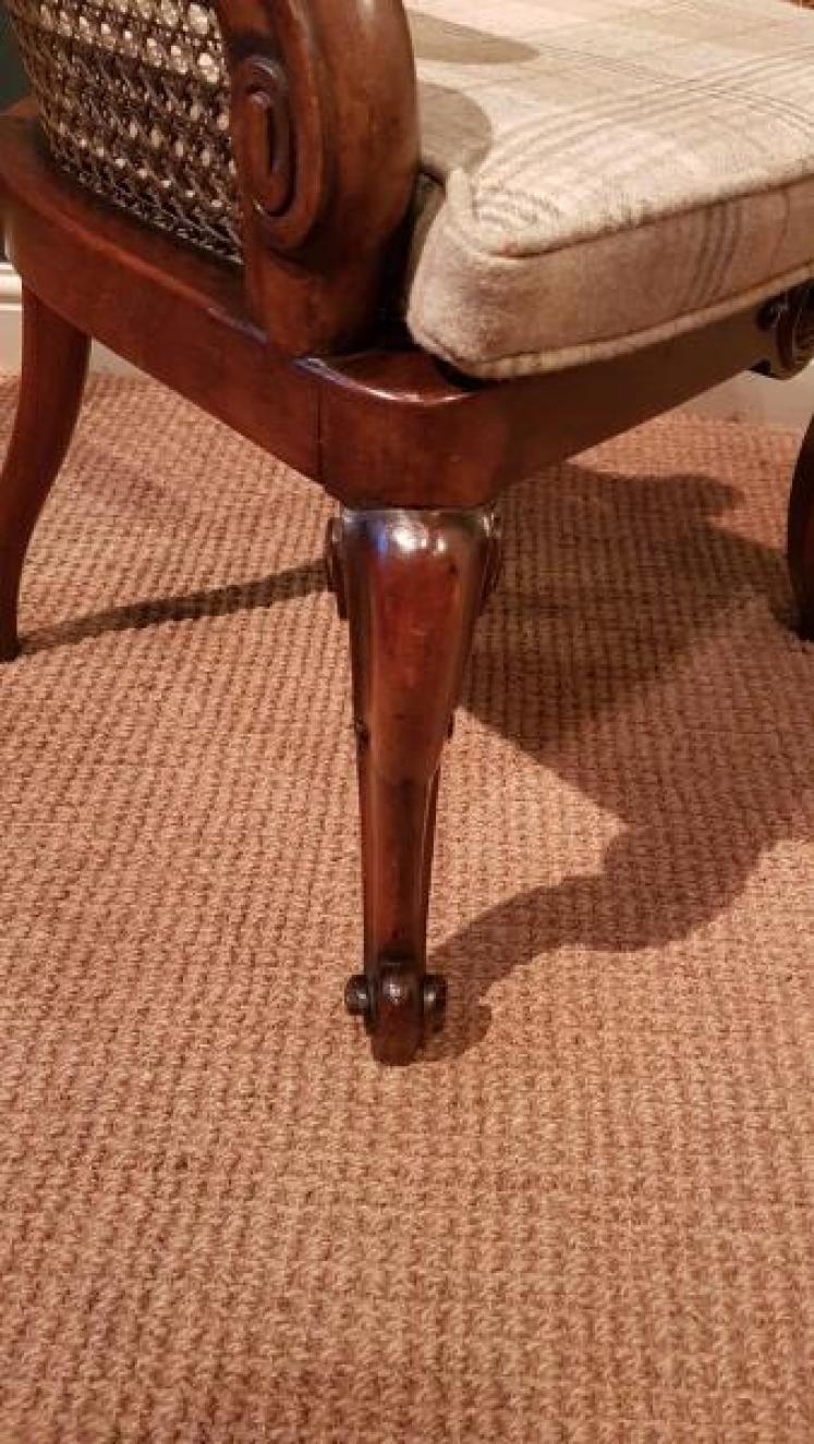 Superb Pair of Victorian Walnut Framed Bergere Chairs - Image 3