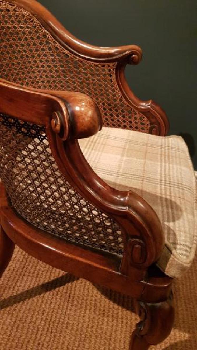 Superb Pair of Victorian Walnut Framed Bergere Chairs - Image 6