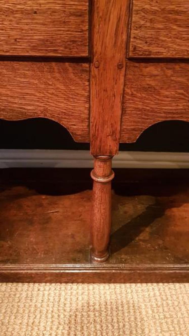 Georgian Oak Open Pot Board Dresser - Image 5