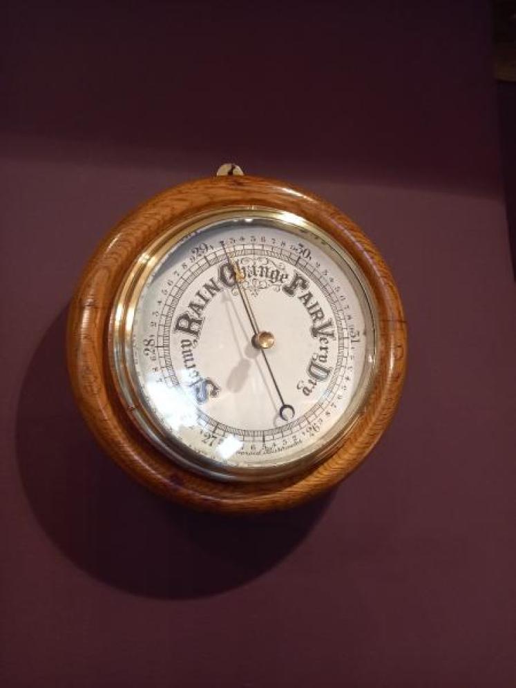 Superb Antique Polished Oak Ship's Barometer - Image 1