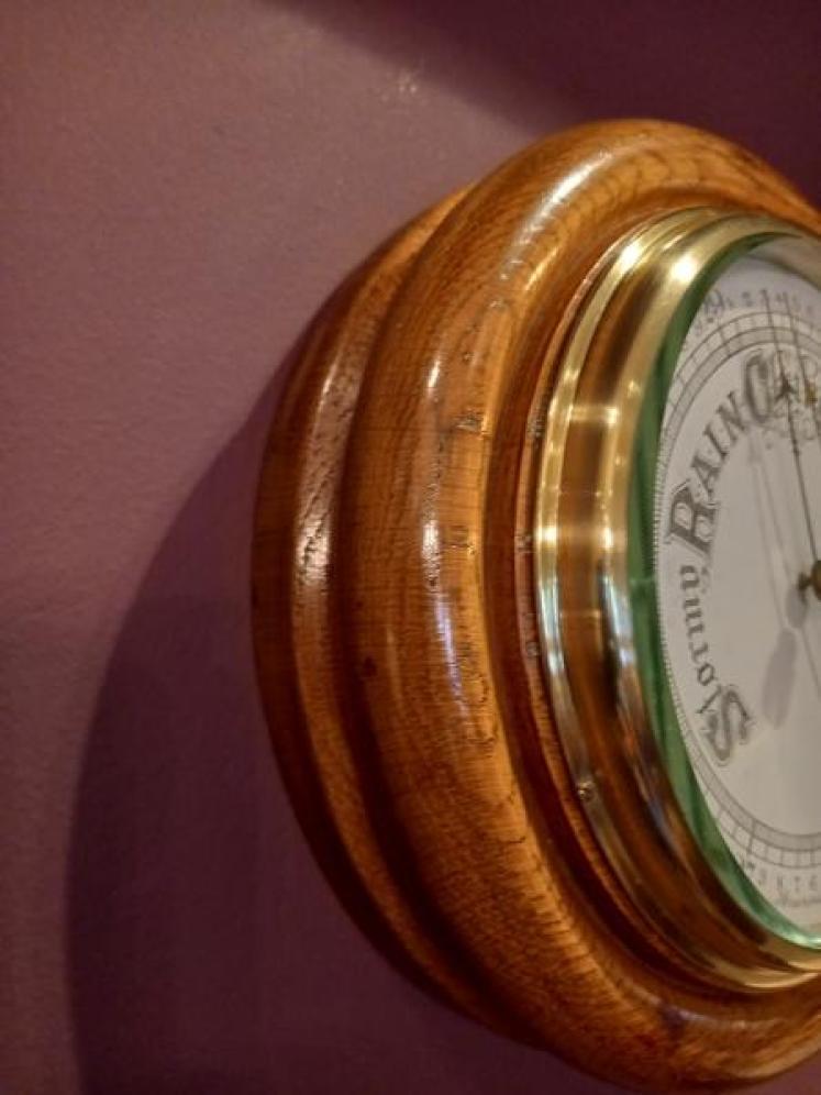 Superb Antique Polished Oak Ship's Barometer - Image 5
