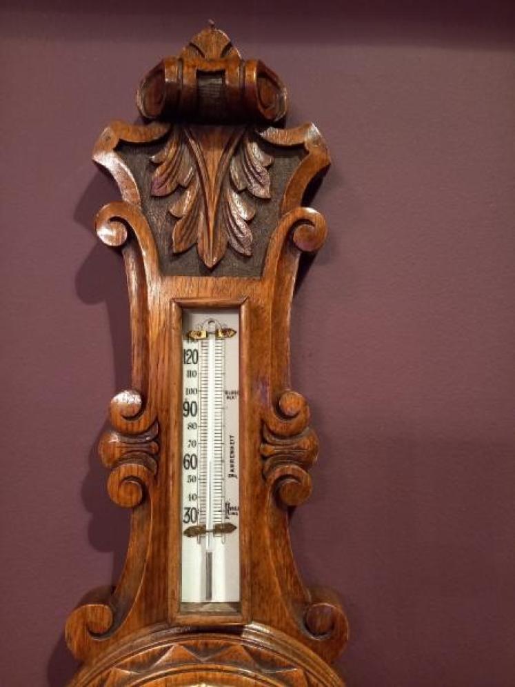 Small Victorian Foliage Carved Banjo Barometer - Image 3