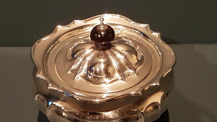 Fine Quality Edwardian Silver Tea Caddy - Image 7