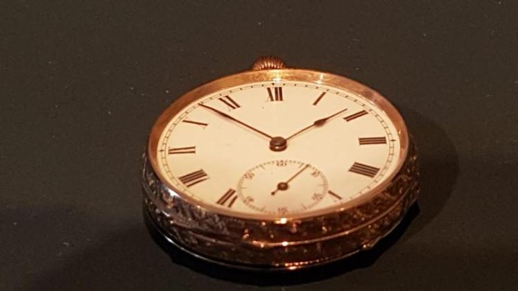 Fine Quality 14ct Gold Swiss Fob Watch - Image 5