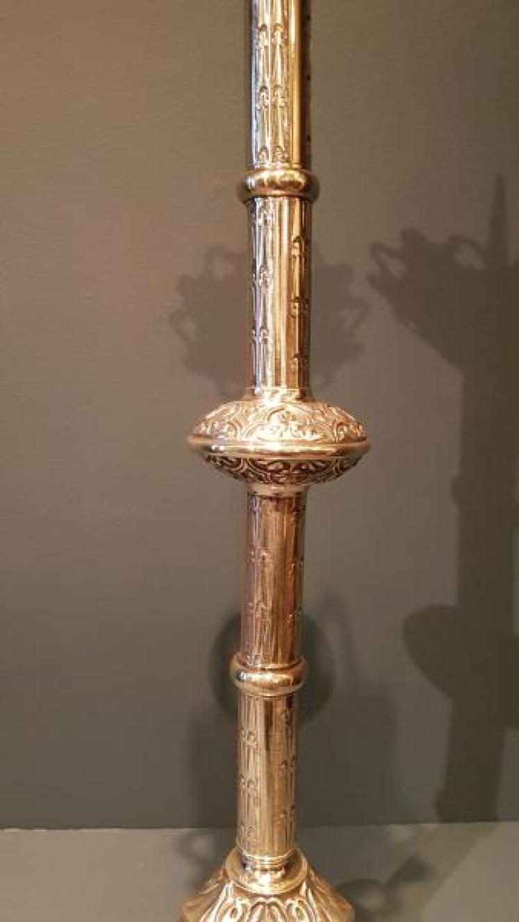 Large Pair of Victorian Brass Candlesticks - Image 3