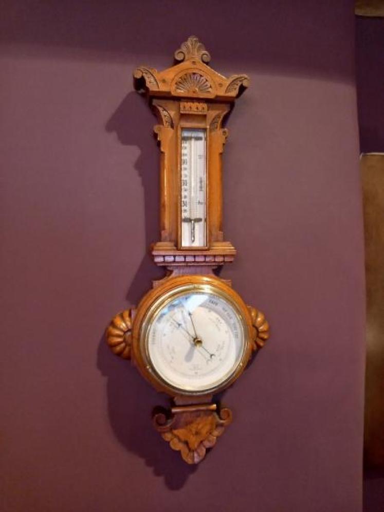 Mid Victorian Polished Oak Small Banjo Barometer - Image 7